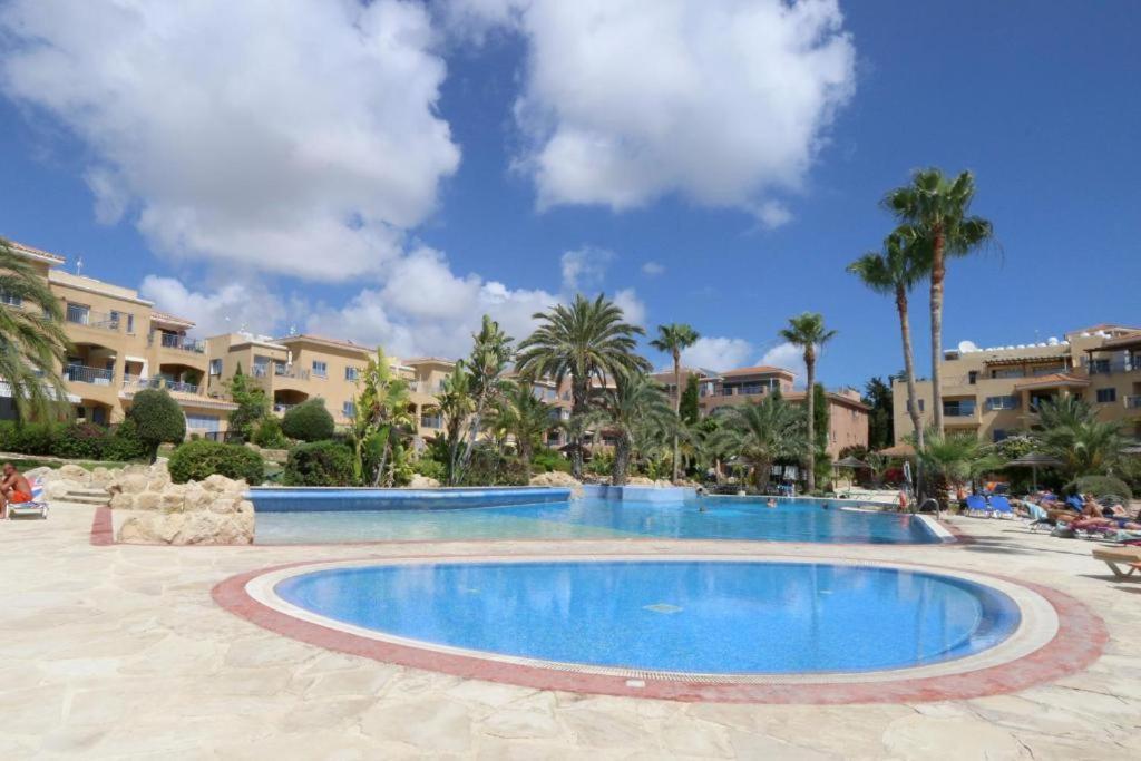 Apartamento Limnaria Gardens B Paphos Exterior foto