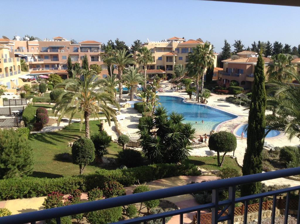 Apartamento Limnaria Gardens B Paphos Exterior foto